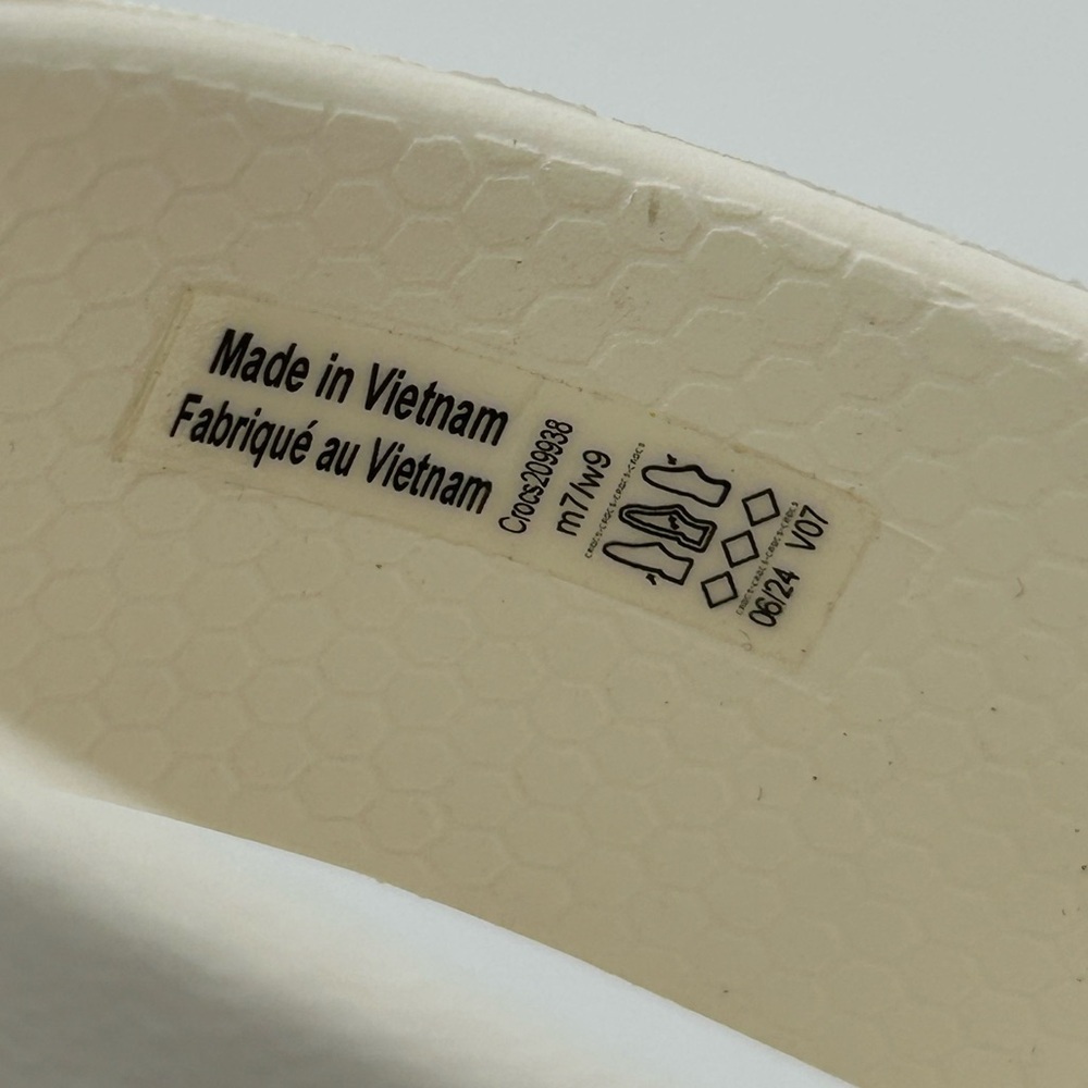 Crocs Women’s Platform Sandals Size 9 White Black Chunky Comfort New With Tag - Picture 10 of 12